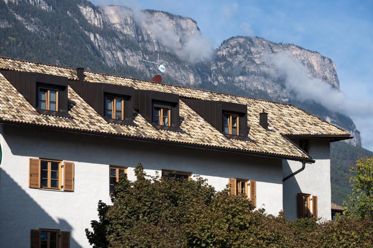 Schmitte am Sonnenwirtsplatz: Eppan's Hiking and Cycling Haven Apartment Appiano Sulla Strada Del Vino Exterior photo