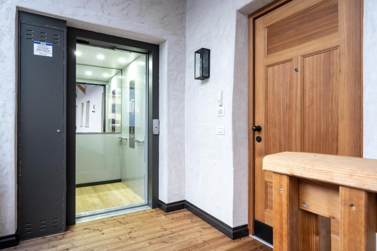 Schmitte am Sonnenwirtsplatz: Eppan's Hiking and Cycling Haven Apartment Appiano Sulla Strada Del Vino Exterior photo