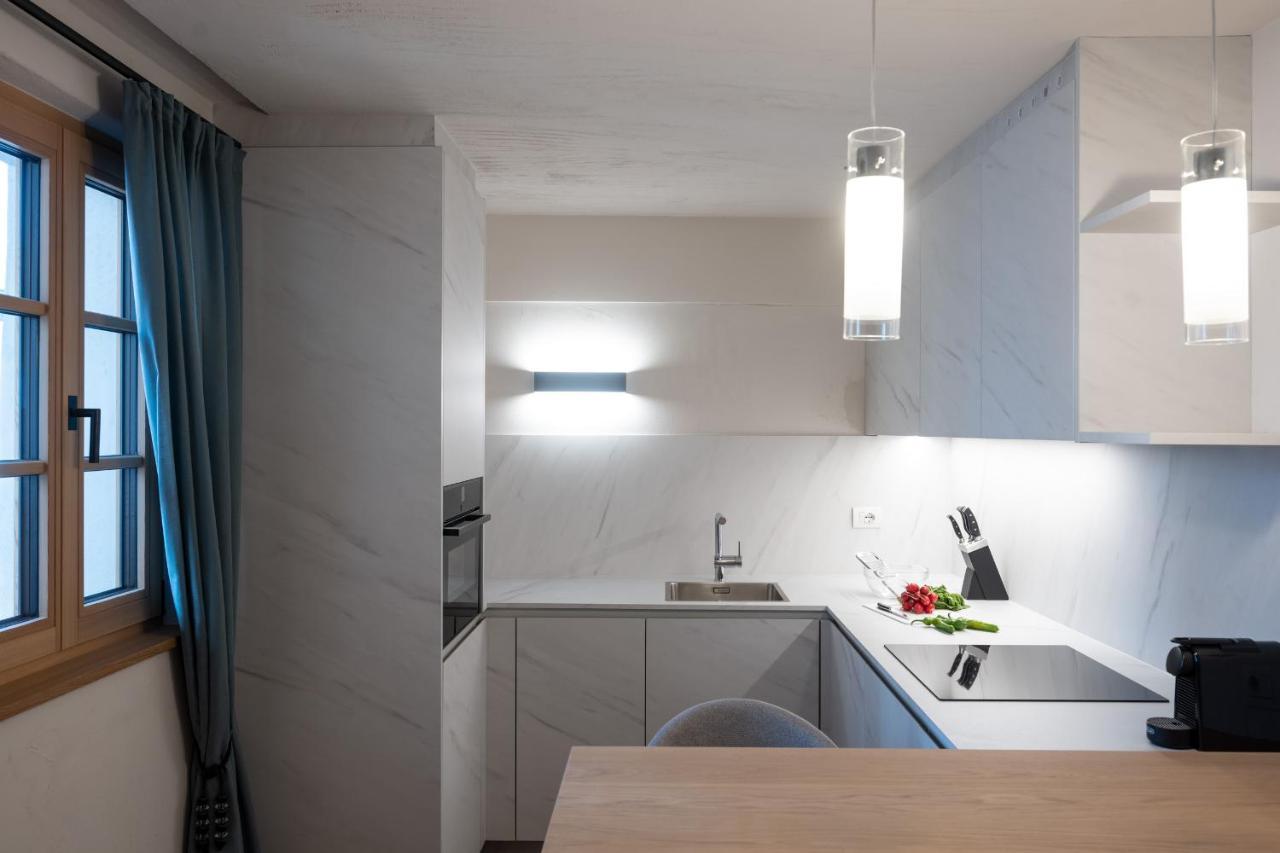 Schmitte am Sonnenwirtsplatz: Eppan's Hiking and Cycling Haven Apartment Appiano Sulla Strada Del Vino Exterior photo