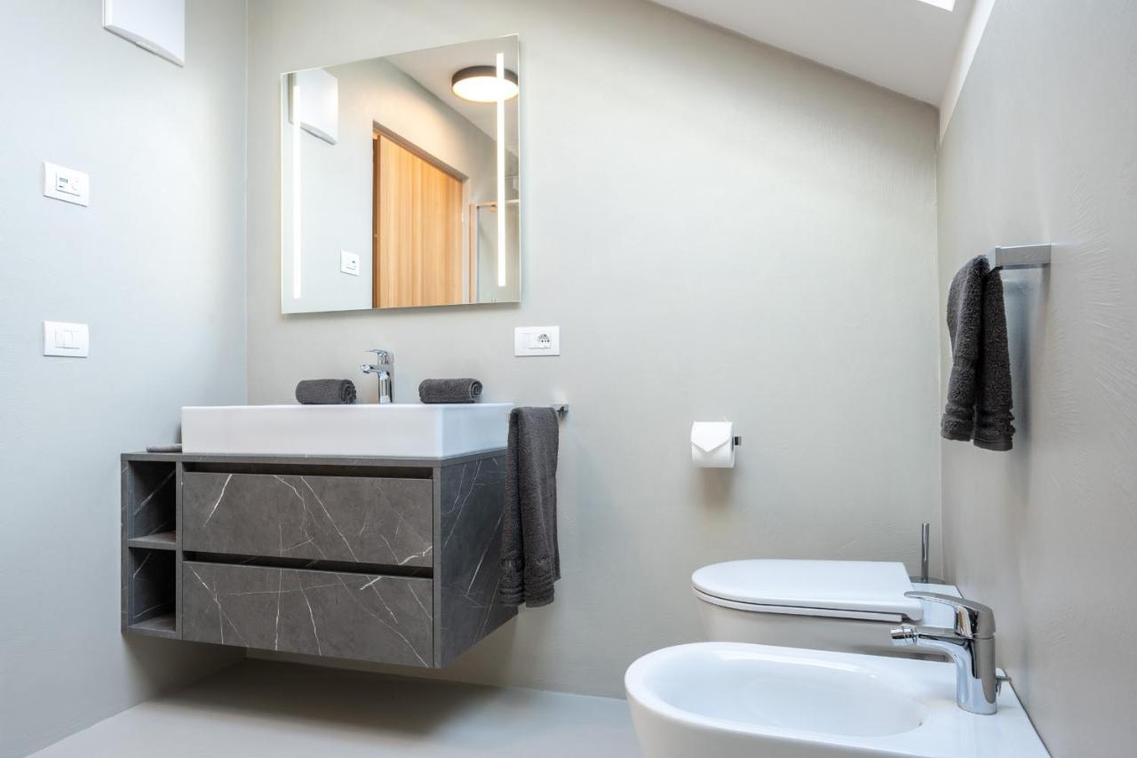 Schmitte am Sonnenwirtsplatz: Eppan's Hiking and Cycling Haven Apartment Appiano Sulla Strada Del Vino Exterior photo