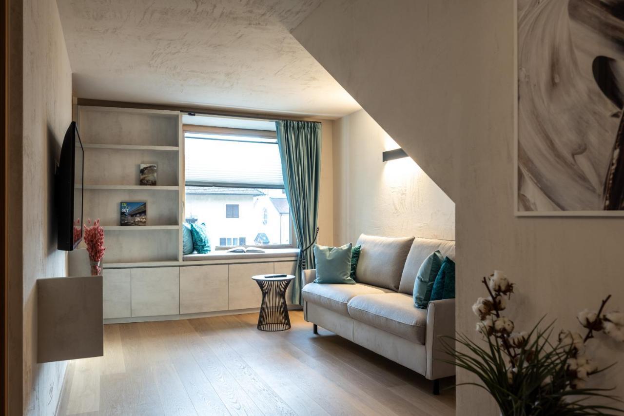 Schmitte am Sonnenwirtsplatz: Eppan's Hiking and Cycling Haven Apartment Appiano Sulla Strada Del Vino Exterior photo