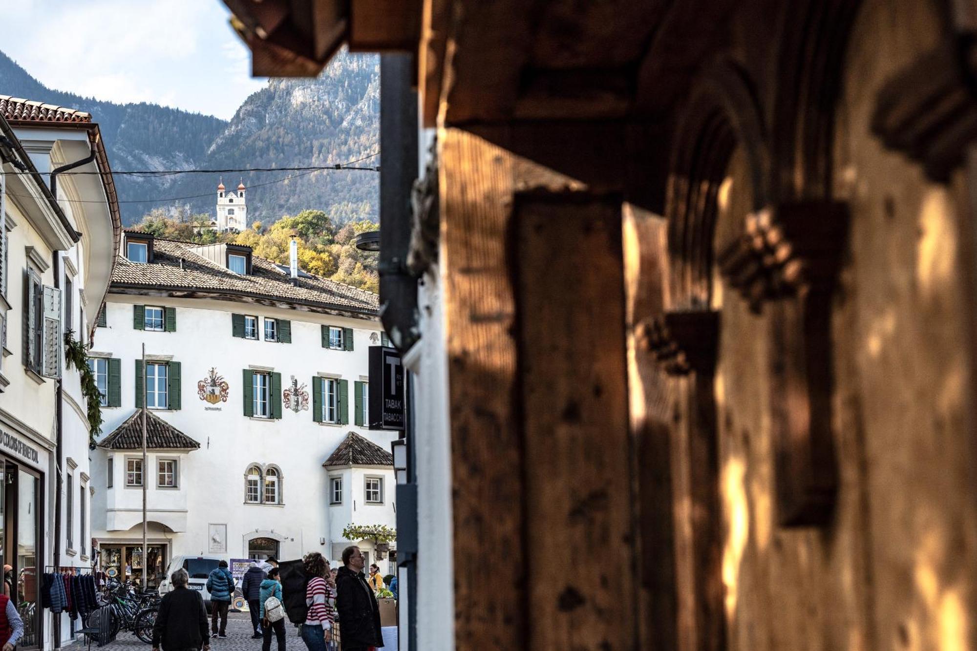 Schmitte am Sonnenwirtsplatz: Eppan's Hiking and Cycling Haven Apartment Appiano Sulla Strada Del Vino Exterior photo